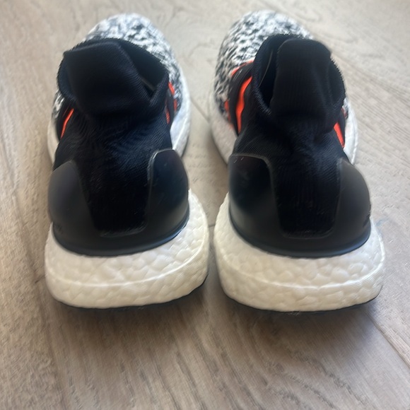 EUC Adidas x Stella McCartney  UltraBoost 2021 3D Knit 'Leopard' (Women's 6) - Picture 11 of 16